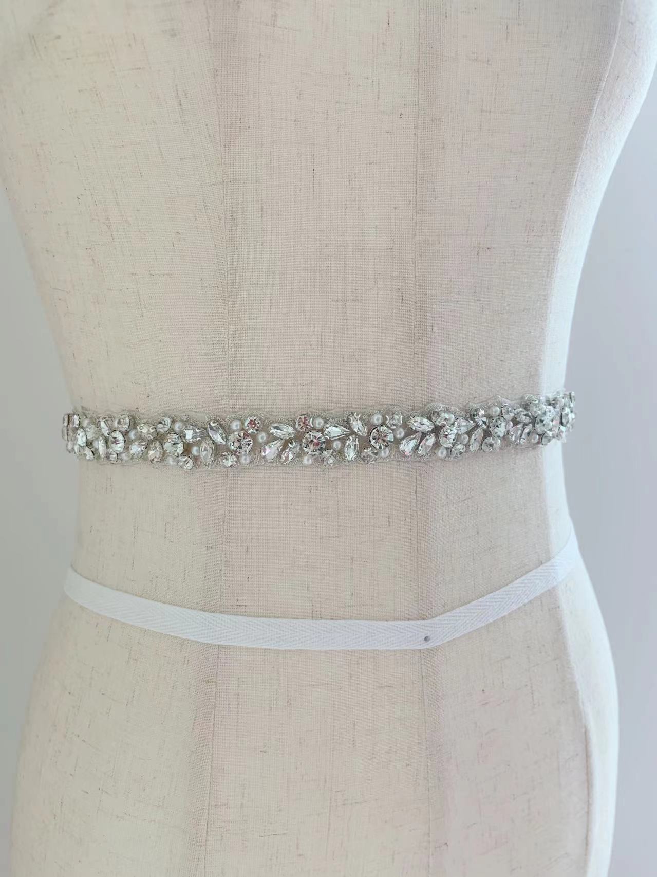 Bridal Sash Ribbon - ริบบิ้นประดับคริสตัลสีเงิน 1 หลา/5 หลา สำหรับตกแต่งสายคาดเอวเจ้าสาว เครื่องประดับเสื้อผ้า