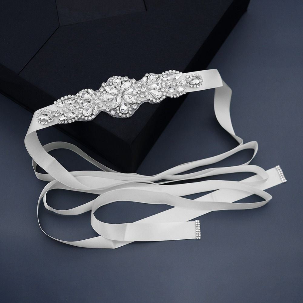 Bridal Sash Ribbon - เข็มขัดประดับเพชรงานแต่งงานสีเงินหวานๆ ชุดเดรสผ้าซาติน อุปกรณ์เสริมงานแต่งงาน ริบบิ้นประดับคริสตัล ไข่มุก สายคาดเอวเจ้าสาว